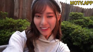 G奶甜美小姐姐,女仆装炮友JB插嘴带着项圈链子,认真舔着屌